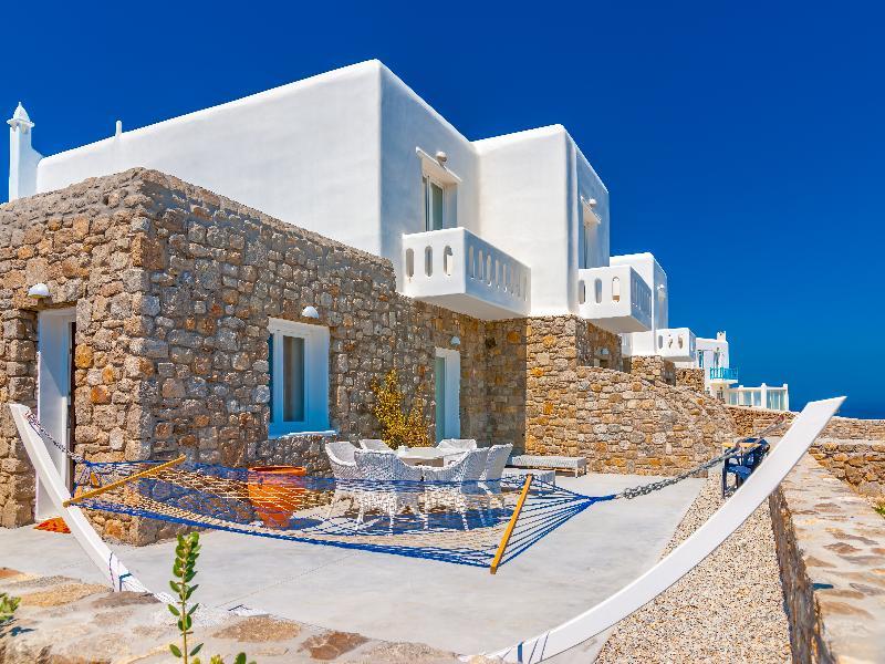 Cape Mykonos Hotel